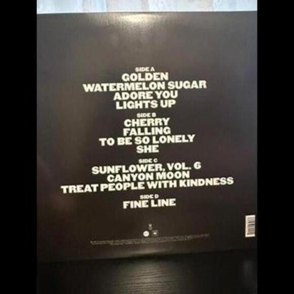 Harry Styles Iconic Music Artist's Vinyl Record with poster - Picture 2 of 4